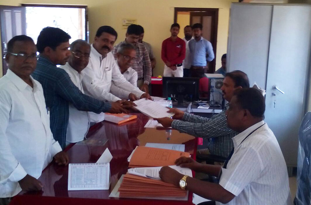 ಬೈಂದೂರು ಸಿಪಿಎಂ ಅಭ್ಯರ್ಥಿ ಸುರೇಶ್ ಕಲ್ಲಾಗರ್ ನಾಮಪತ್ರ ಸಲ್ಲಿಕೆ